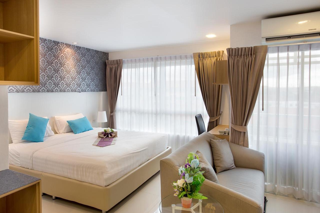C-House & Residence Hotel Amata City Pluak Daeng Exteriör bild