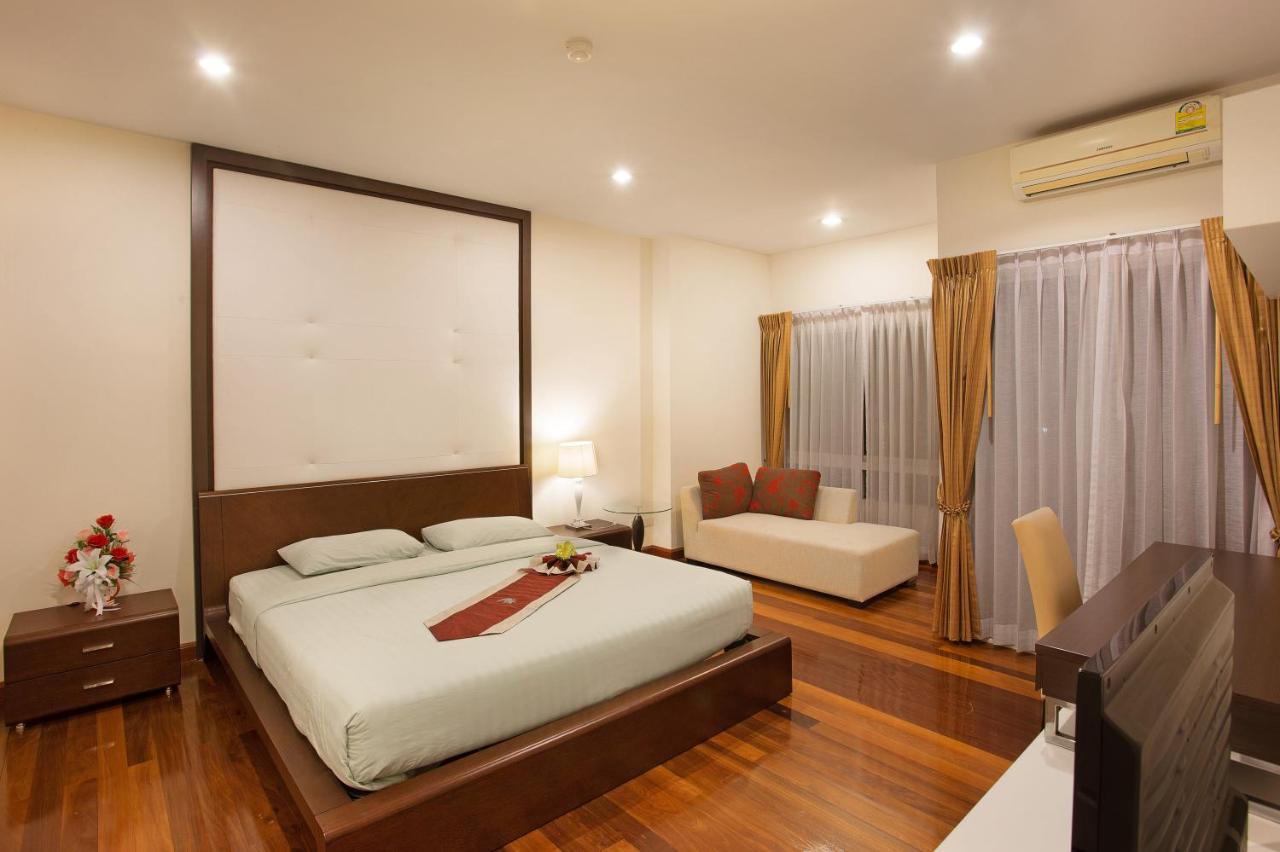 C-House & Residence Hotel Amata City Pluak Daeng Exteriör bild