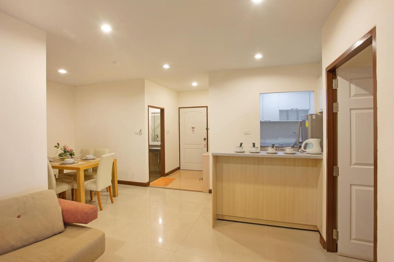 C-House & Residence Hotel Amata City Pluak Daeng Exteriör bild